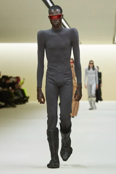 Look 44